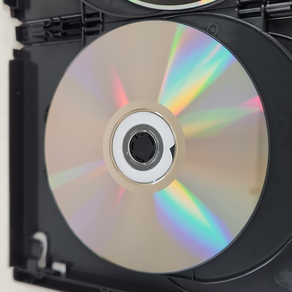 FAME Season 1, 4 DVD, 16 episode set, Mint Condition, 768 minutes of 80s! - Picture 9 of 16